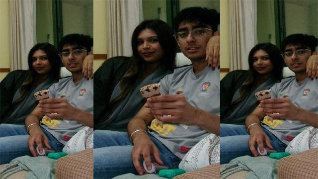 Horny Bhabi & junior Affair Fucks No Body At Home – Young Neighbour Sex
